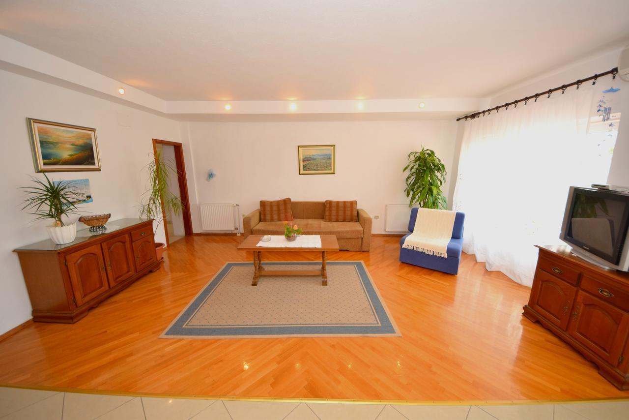 Apartment Ivanita Orebić Esterno foto
